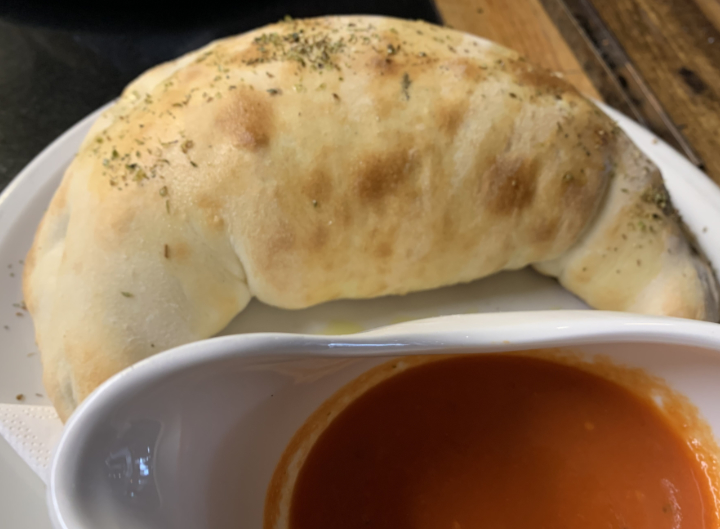 CALZONE